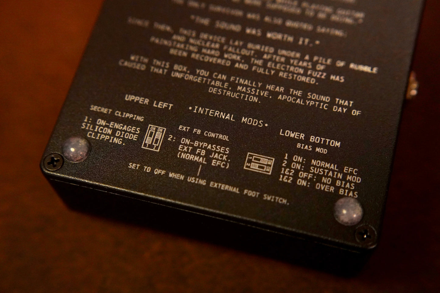 Retro Mechanical Labs (RML FX) - EFC Custom (Electrun Fuzz Custom High Gain Distortion)