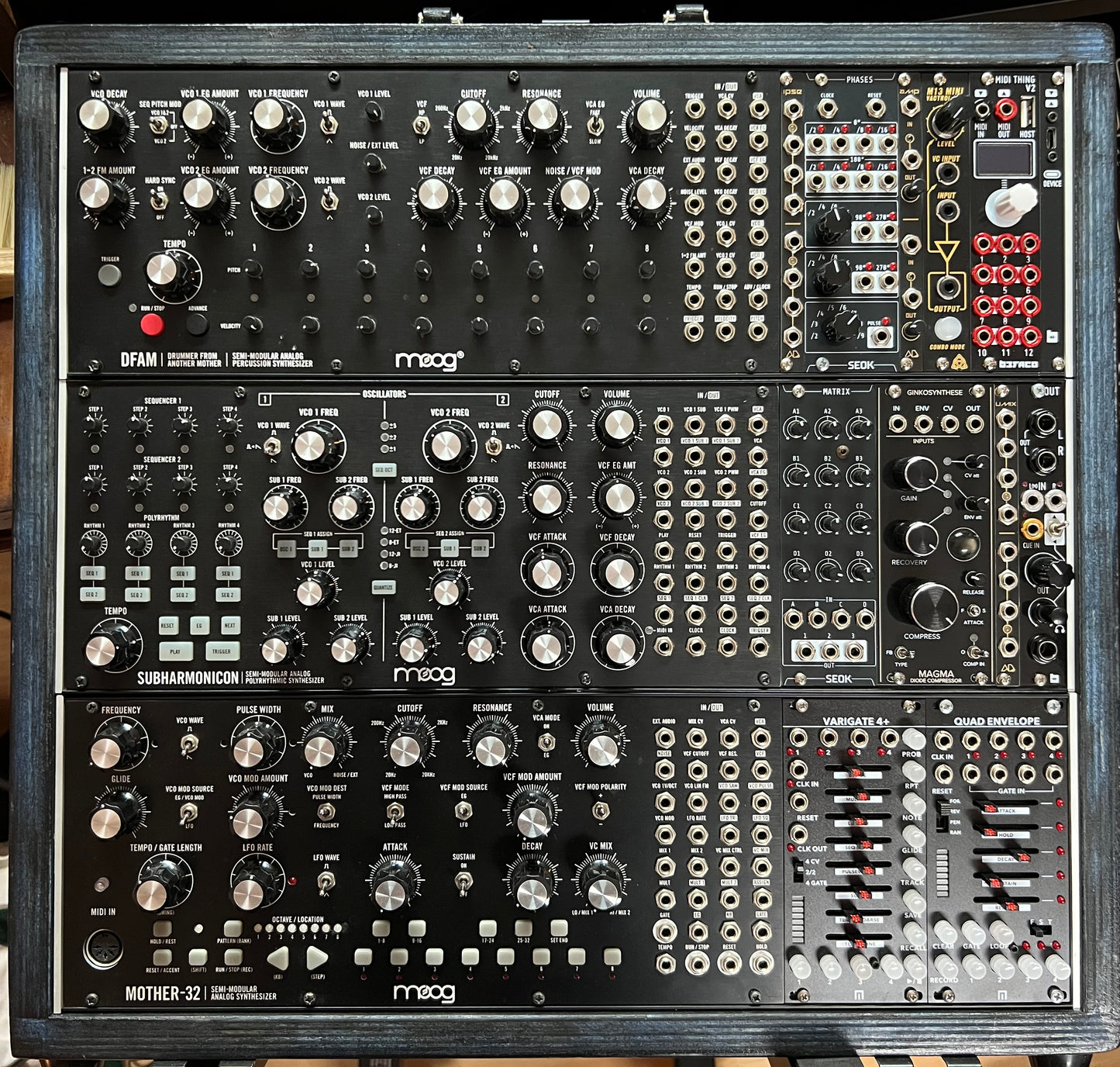 Portable MOOG Semi-Modular System +