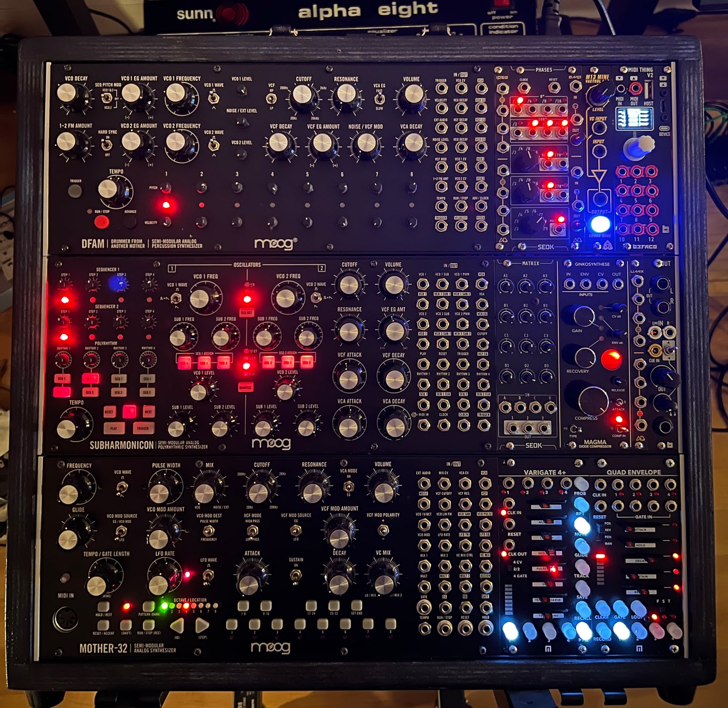 Portable MOOG Semi-Modular System +
