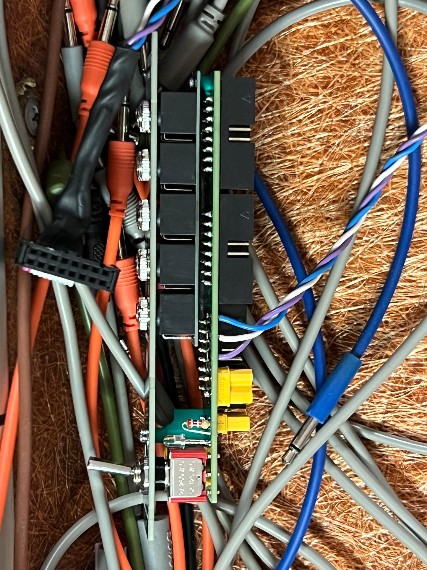 Bard Synthesizers - +5V Power supply/Buffered Multiples