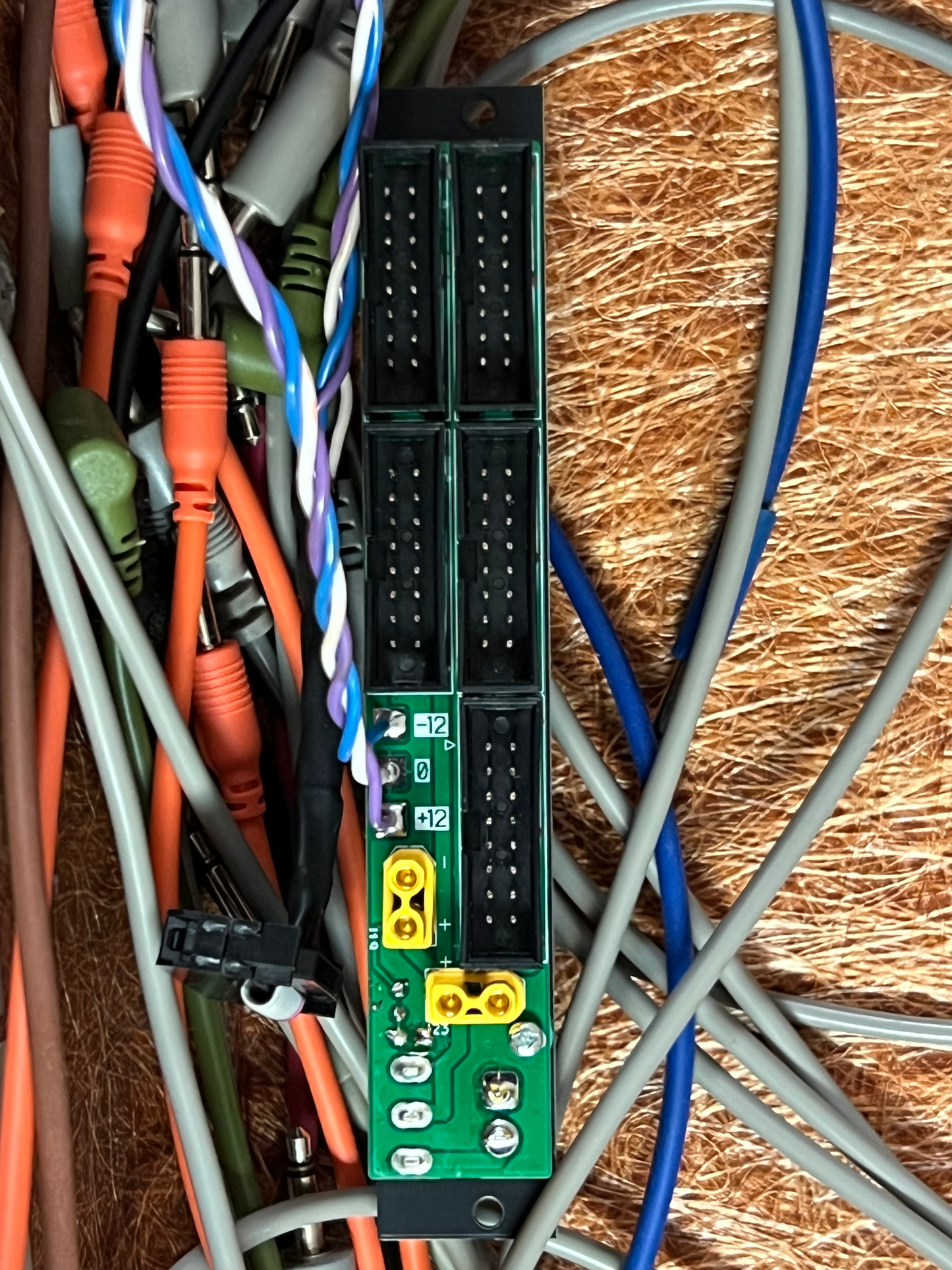 Bard Synthesizers - +5V Power supply/Buffered Multiples